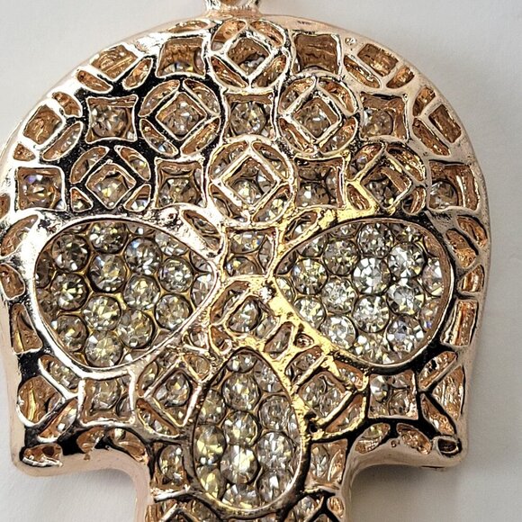 Large Crystallized Golden Skull Pendant Necklace - Picture 5 of 12